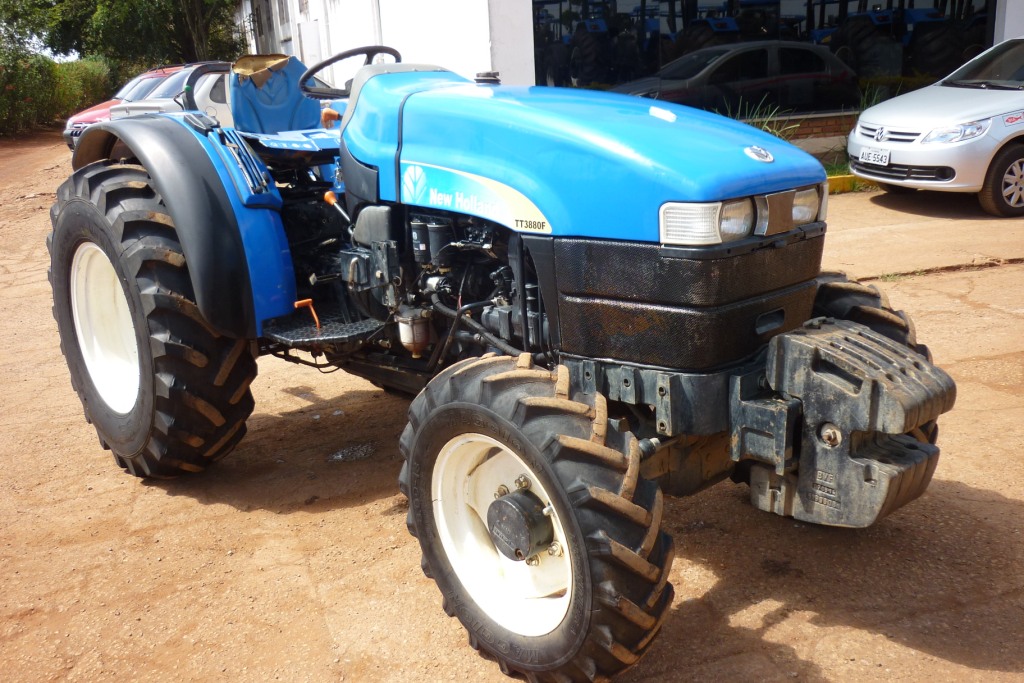 New Holland TT 3880F